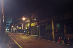 かつてこの道の奥には