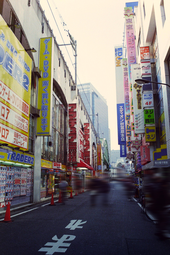 秋葉原･昼間･路地201303 (8)