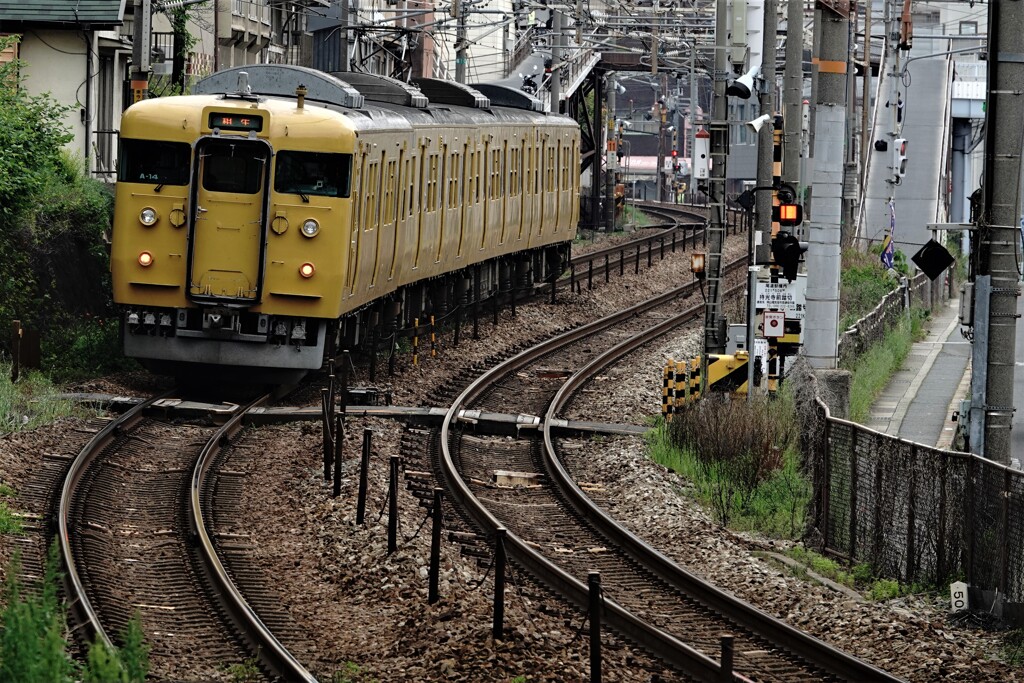 上りの電車～坂のまち尾道