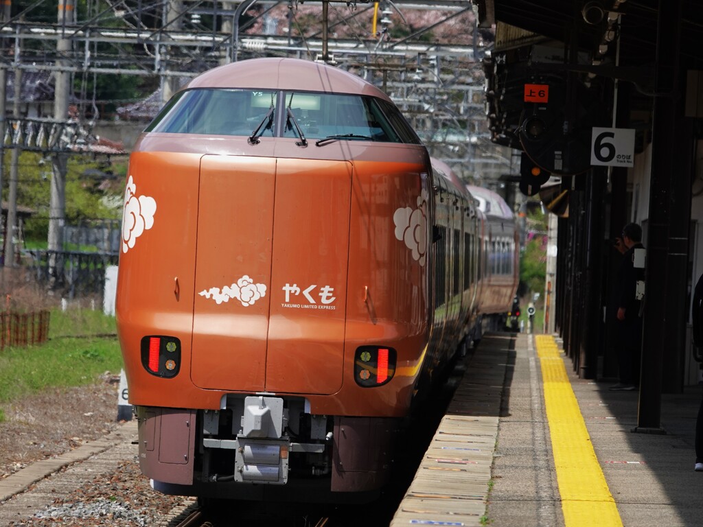 新型車両273系やくも～伯備線・新見駅