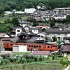 安芸高田・向原の花菖蒲と芸備線列車