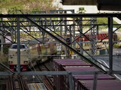 駅の跨線橋から俯瞰～サンライズ出雲