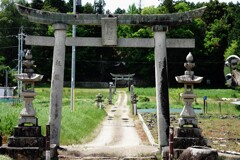 神社へと続く参道