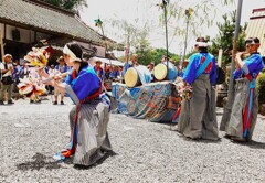 矢野神儀の庭打ち～受け継がれる伝統芸能