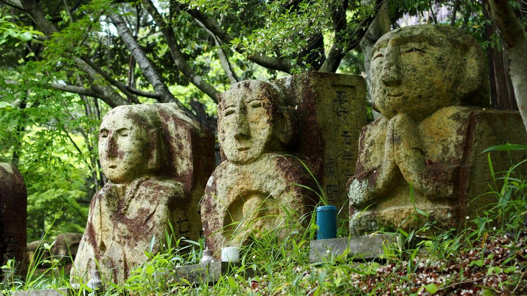 古法華公園の石仏　２