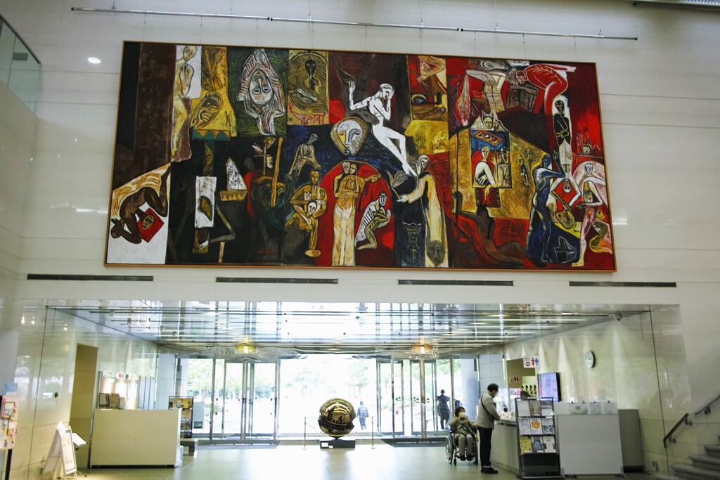 ふくやま美術館～エントランスホール