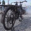 自転車オートバイ　２