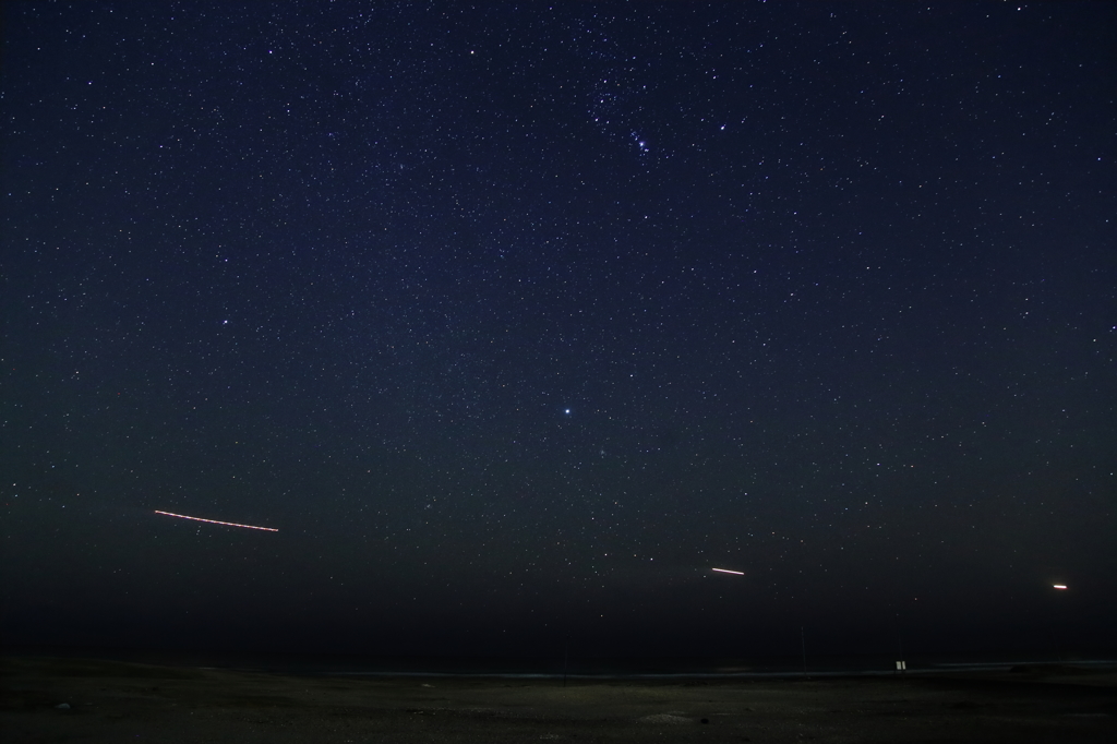 海辺の星空