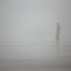 霧の浜辺