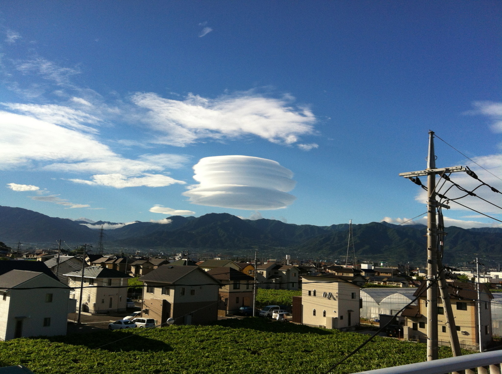 レンズ雲