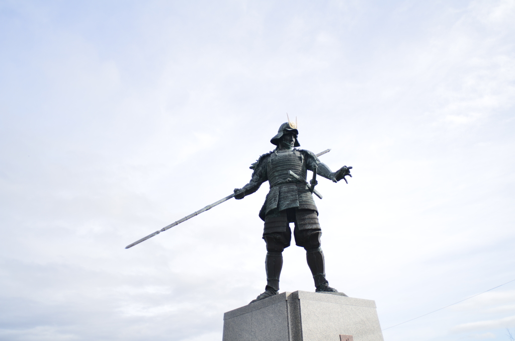 長曾我部像、荒ぶる。