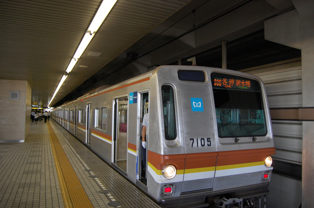 営団7000系@新木場