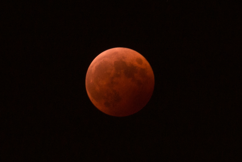 red moon