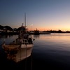 夜明けの漁港　３