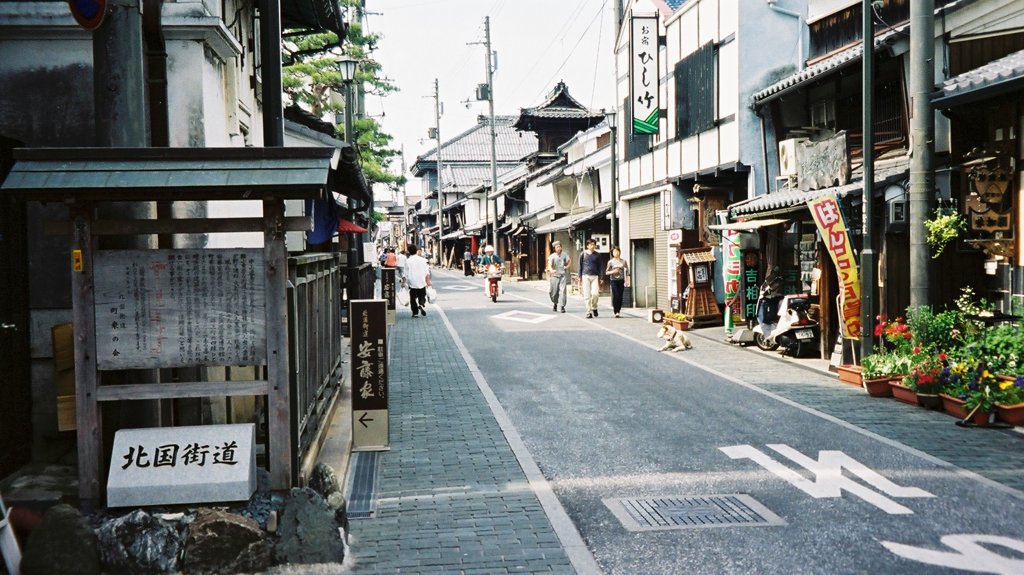 ちょっと古い　－長浜－