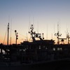 夜明けの漁港　４