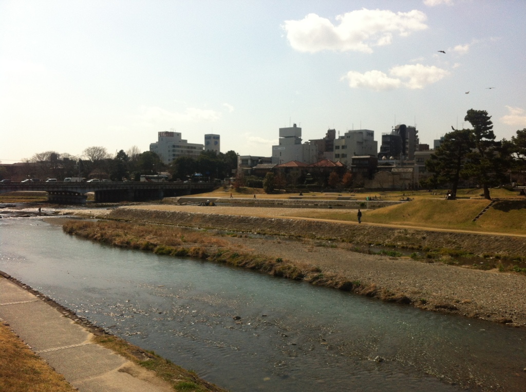京都の河川敷