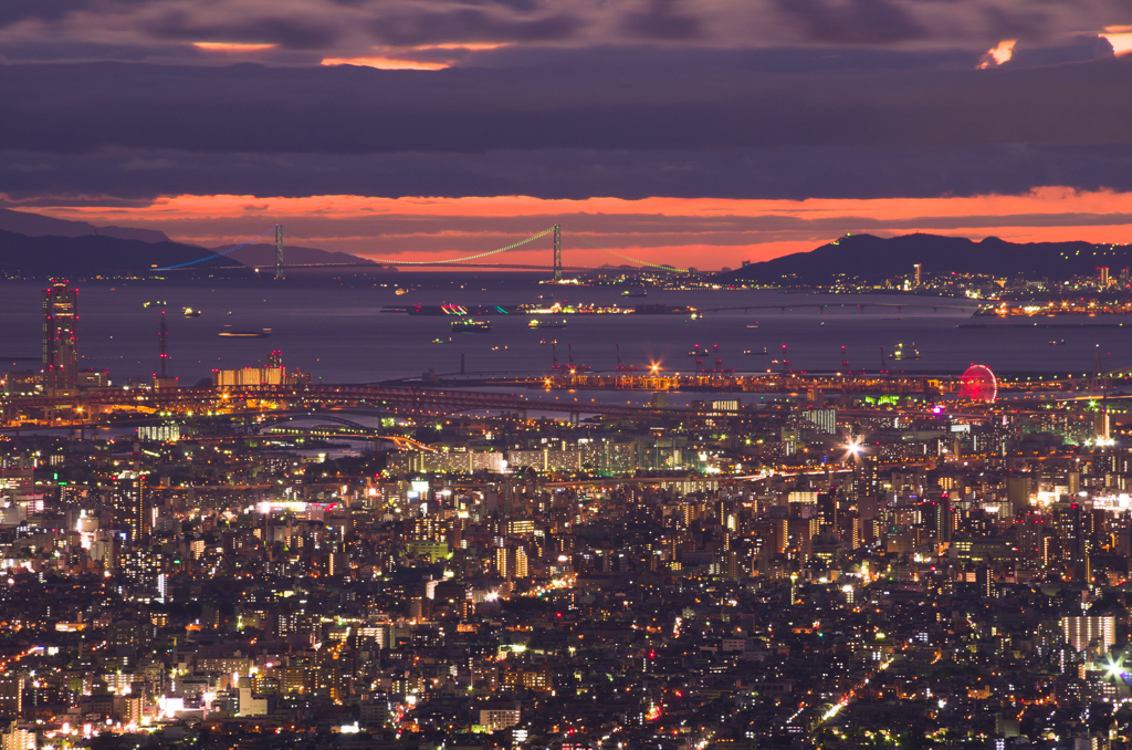 twilight above Osaka-city-2