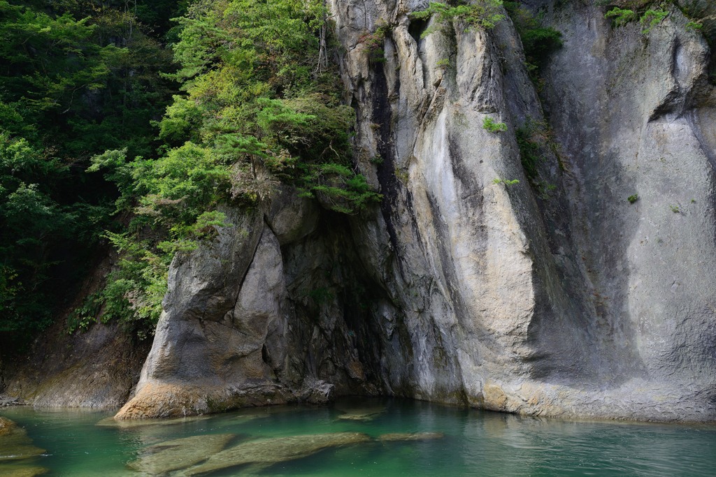 群馬県のどこかの滝
