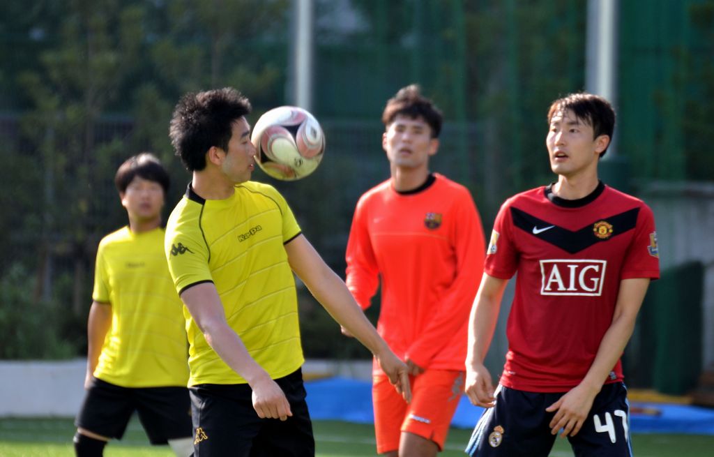 サッカーと(^з^)-☆