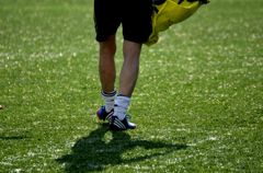 オレの足、サッカーをして