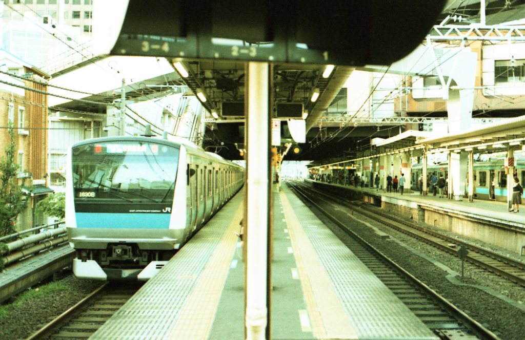 浜松町駅_端から