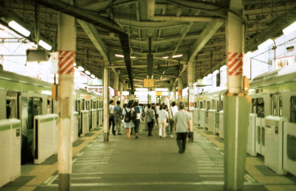 高田馬場駅_端から