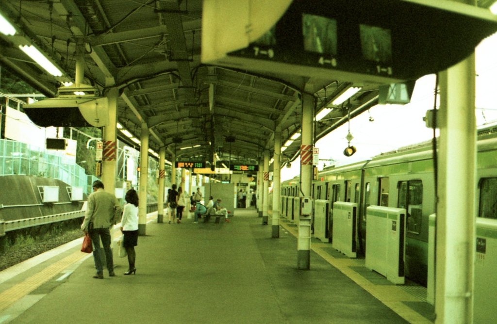 西日暮里駅_端から