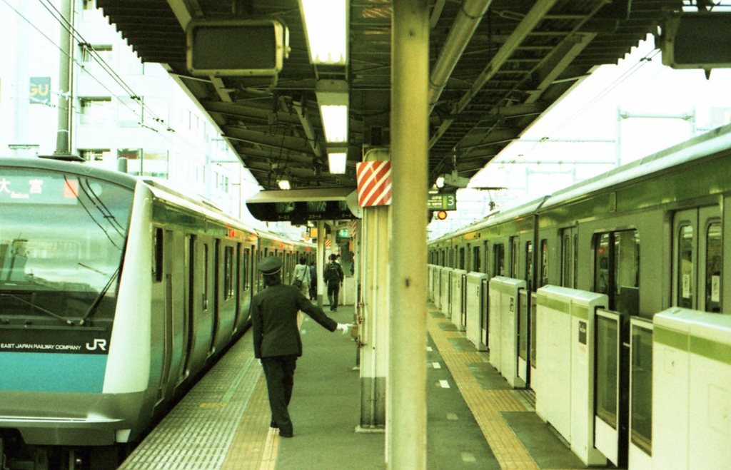御徒町駅_端から