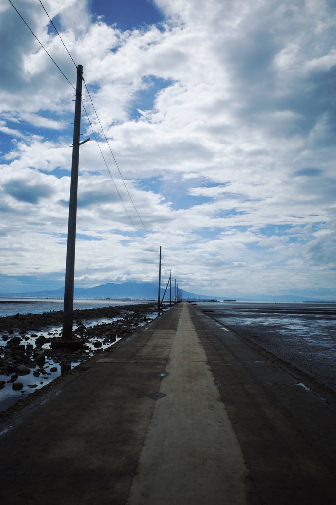 海へ続く道