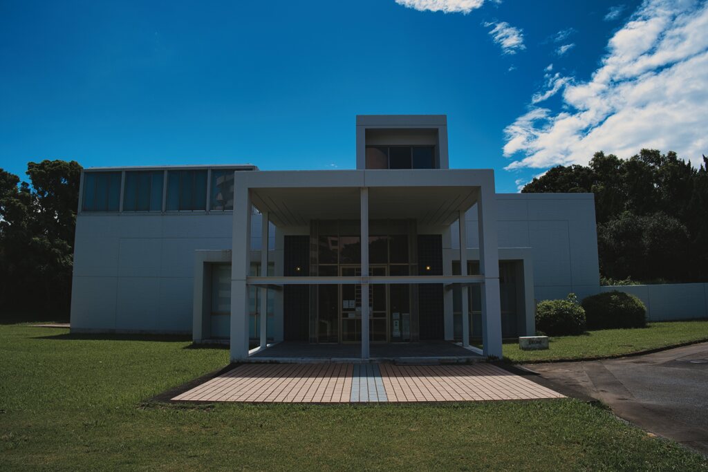 十字のファサード