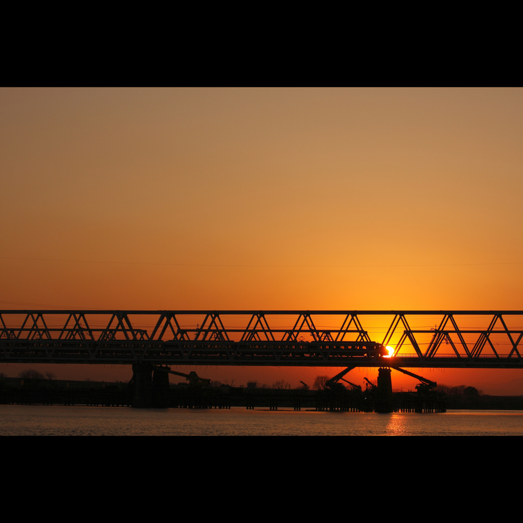 夕陽に向かって