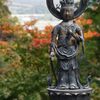 紅葉を光背にして　　DSC03061