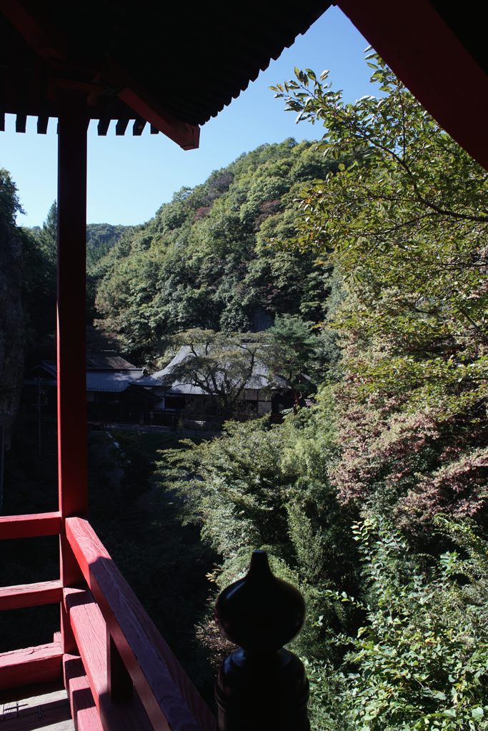 観音堂より本堂を臨む　　DSC02968