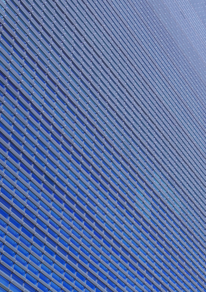 青