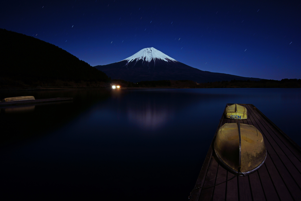 夜明けを待つ