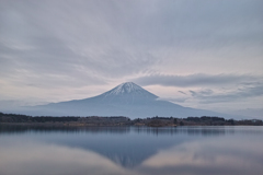 山頂から雲