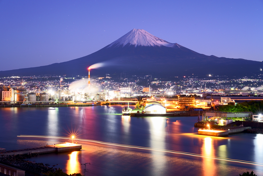 田子の浦の光跡