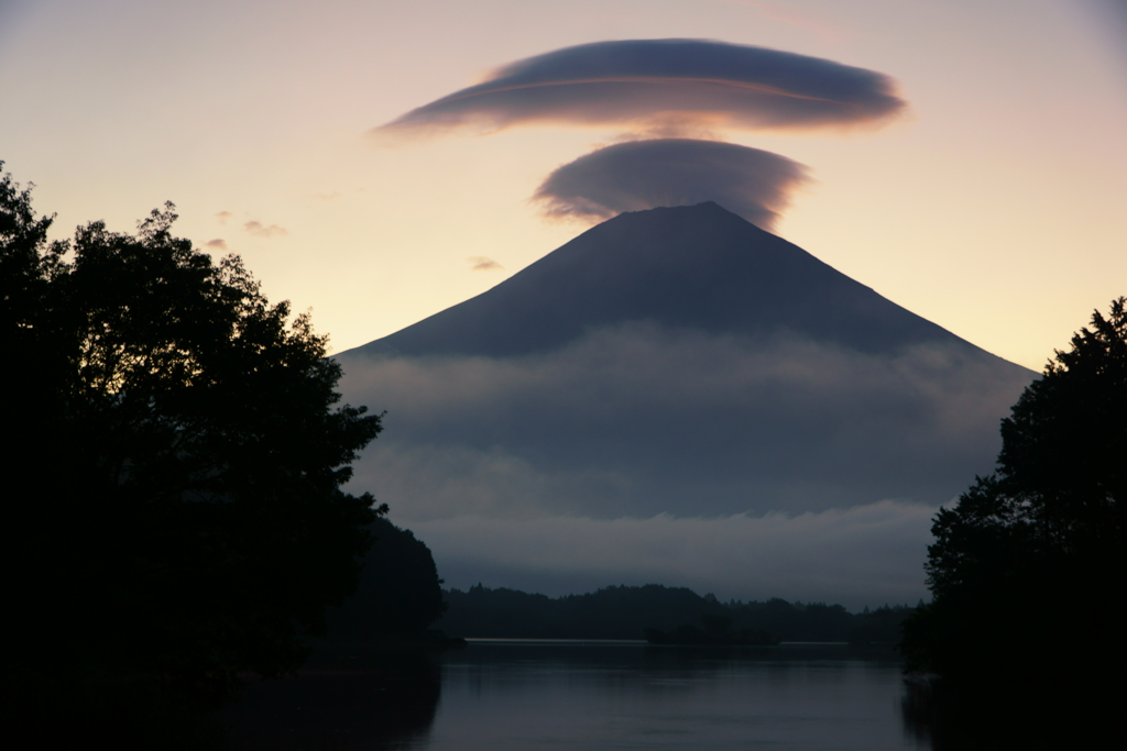山に蓋