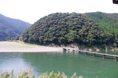 4日目。沈下橋がみえる