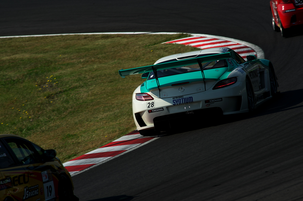 PETRONAS SYNTIUM SLS GT3