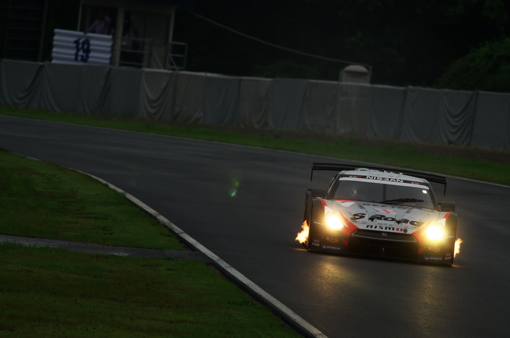 S Road REITO MOLA GT-R