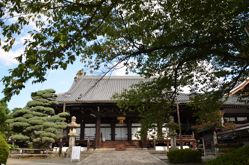 仏殿（大谷本廟）