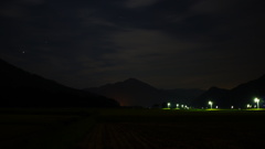夜の山