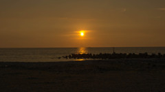 海岸と夕日
