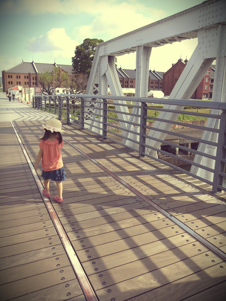 赤レンガ倉庫へ