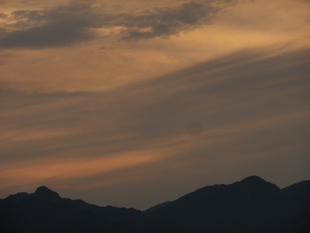山際