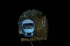 トンネル進入します！