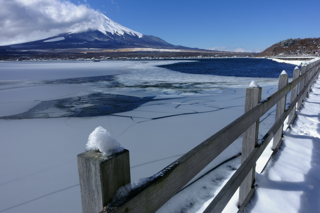 大きい富士山と小さい富士山