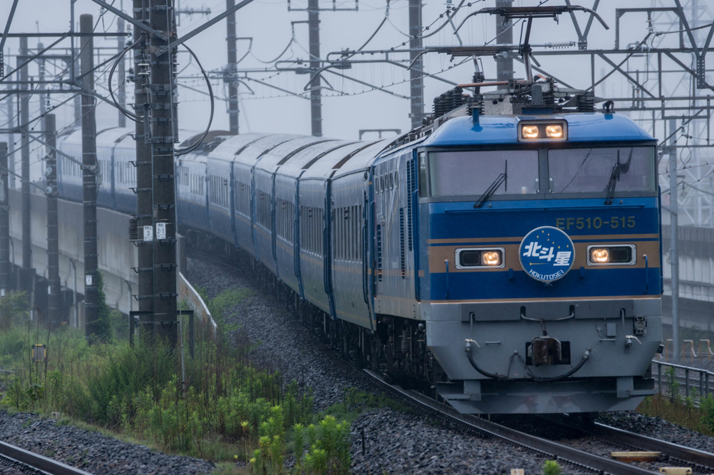 涙雨か…